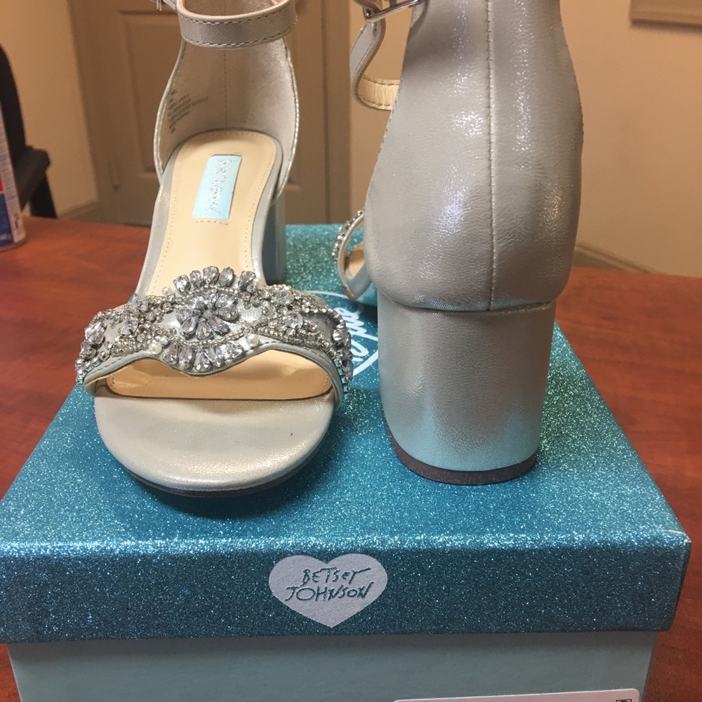 Betsey Johnson Silver Rhinestone Sandals